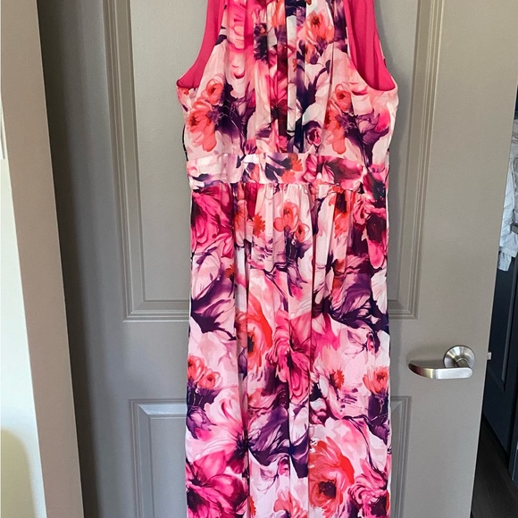 Eliza J Halter Maxi Dress - Picture 2 of 8